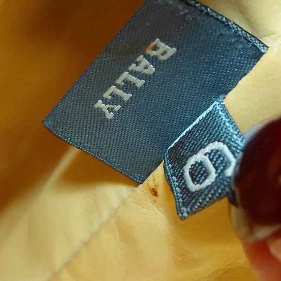 Bally Tote - Picture 6 of 14